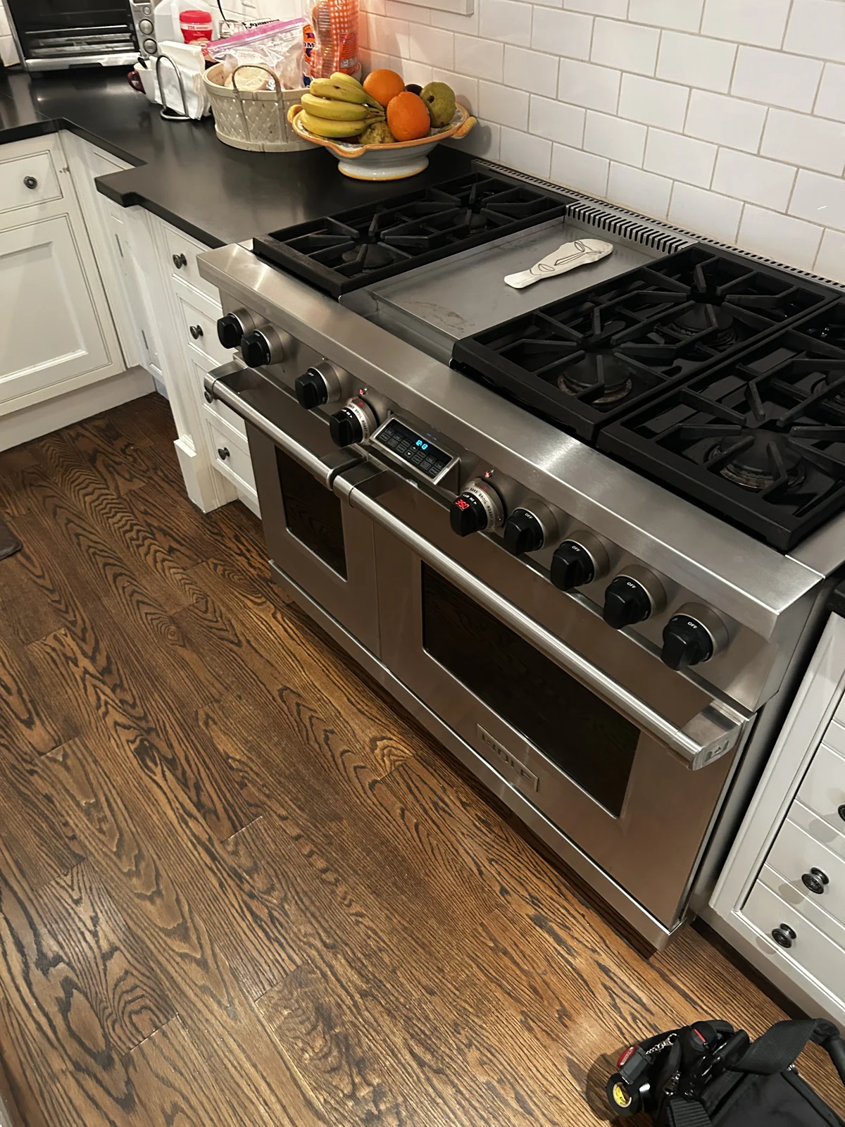 Kitchen range installation from the owner’s work archive