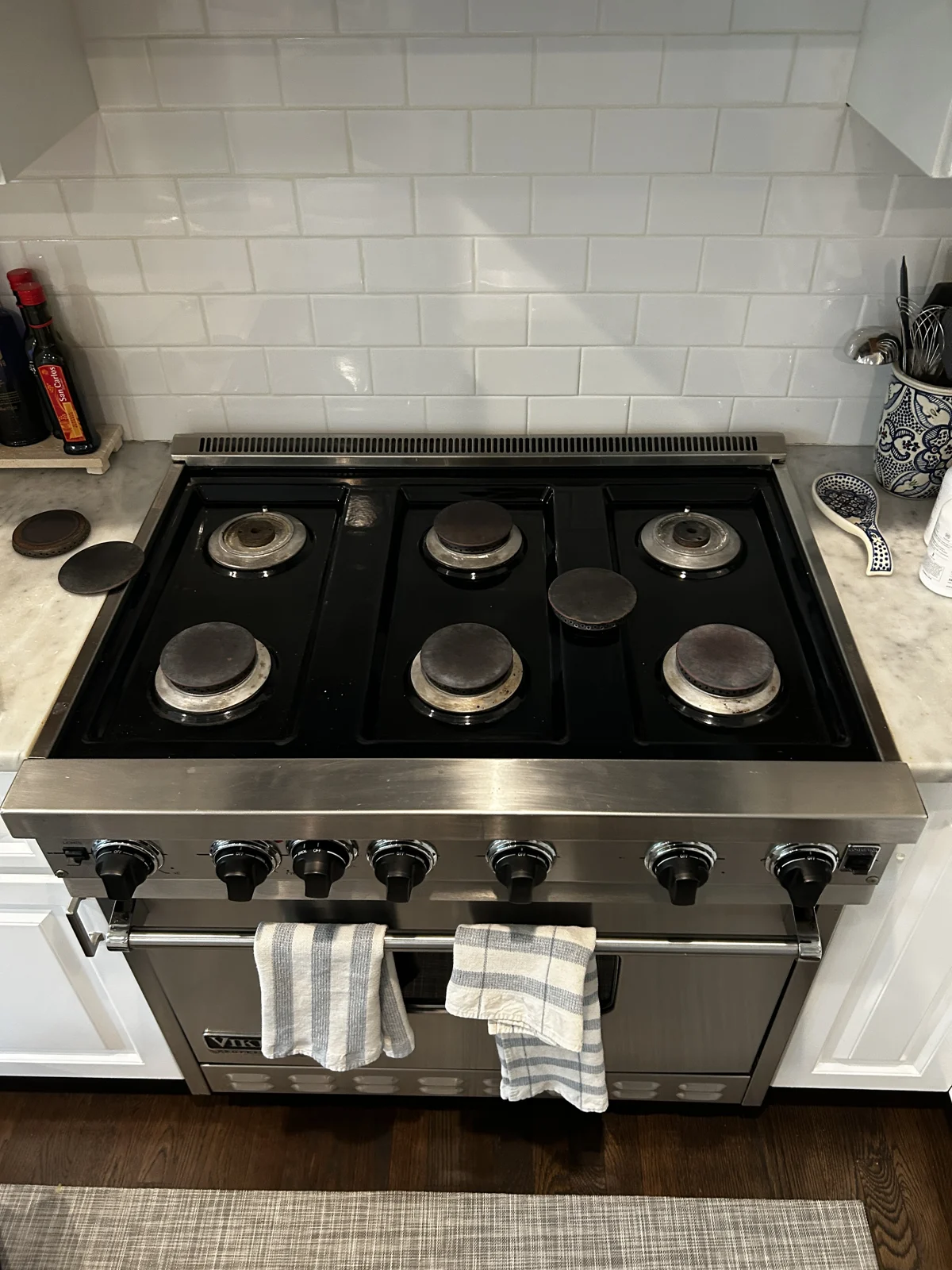 Viking range with grates removed from the owner’s work archive